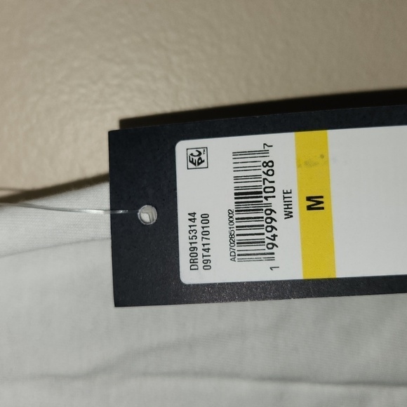 ⭐️ x2 HOST PICK ⭐️ NWT Tommy Hilfiger Short Sleeve Shirt - Picture 4 of 4